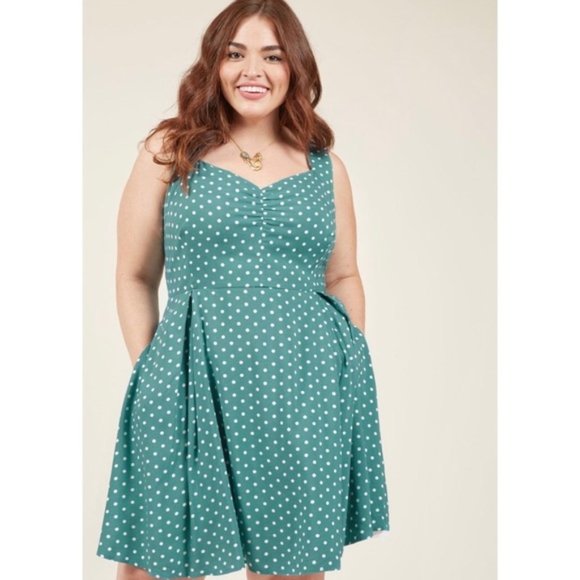 modcloth polka dot dress